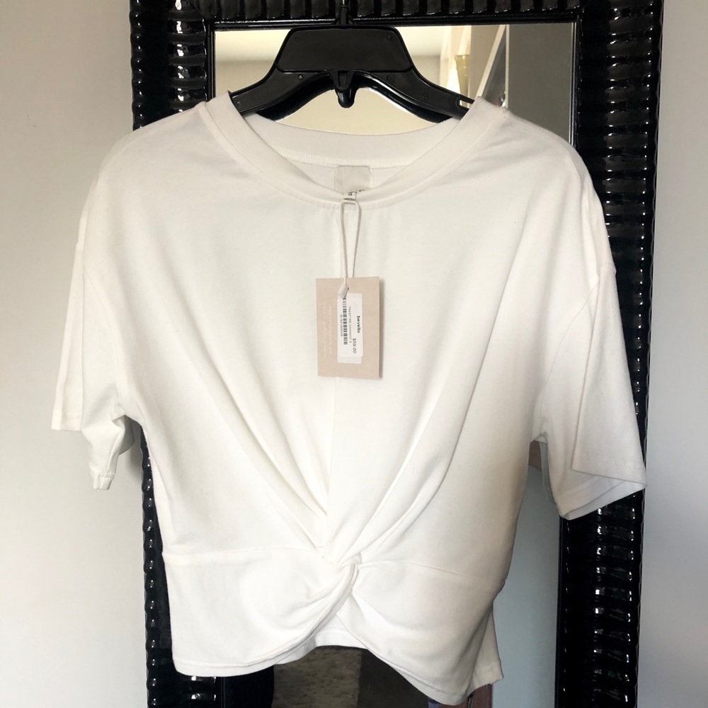 Off white twist tee